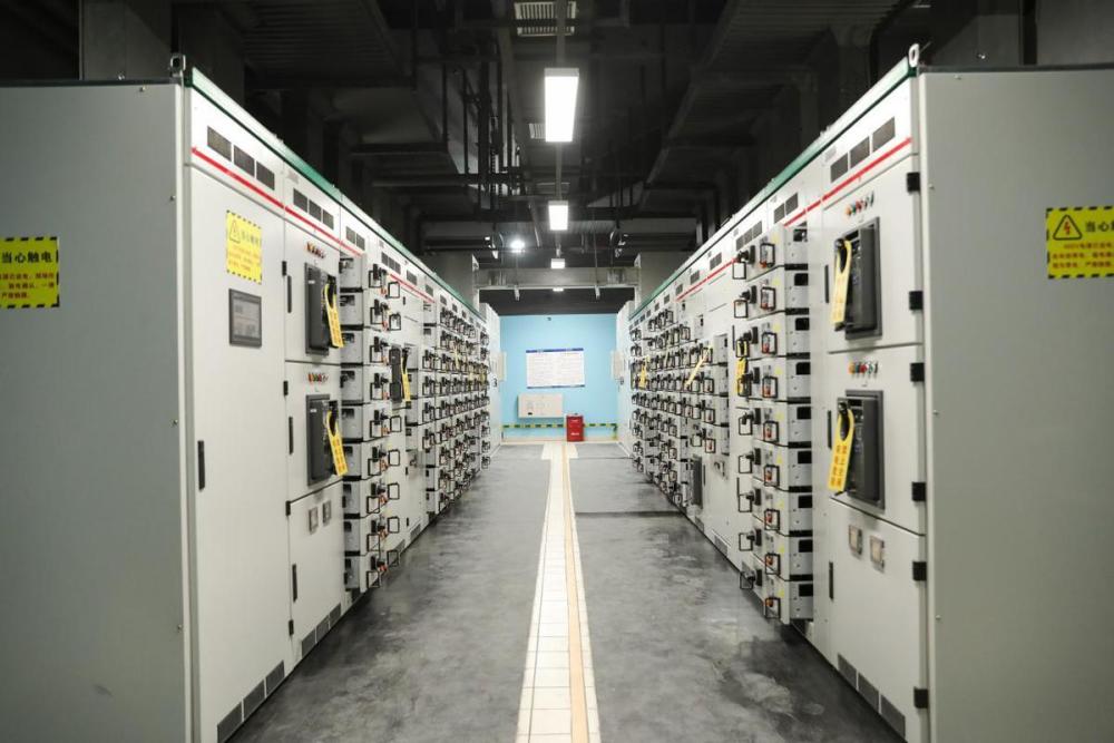 深圳地铁项目提前兑现“400V电通”节点目标